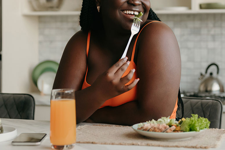 Woman eating healthy